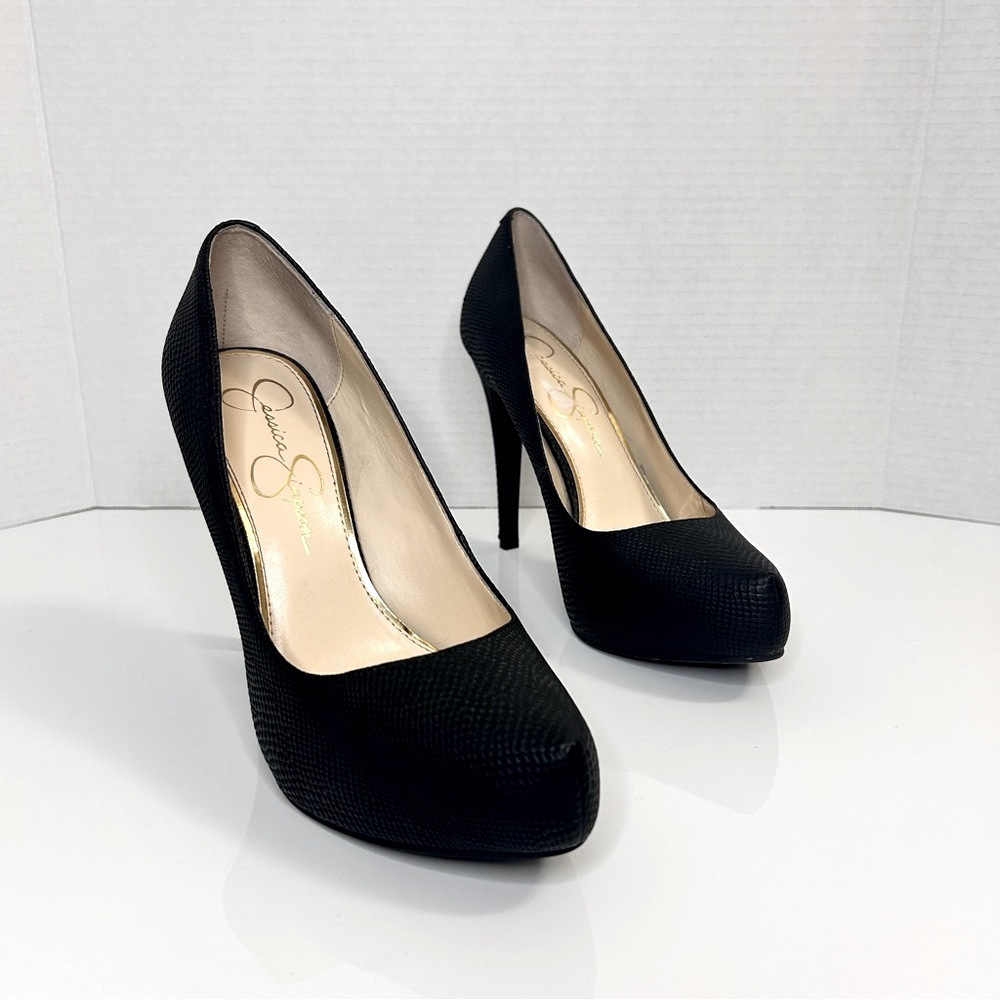 Jessica Simpson Classic Black Heels - Picture 3 of 11
